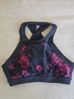 dk active Black High-Neck Sports Bra with Magenta Floral Print